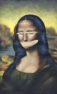 ВАНДАЛИЗМ: Мона Лиза с замазанными глазами и ртом
